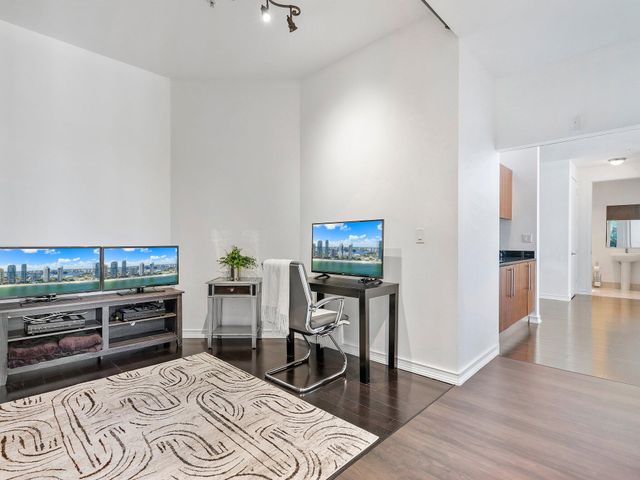 18101 Collins Avenue 401, Sunny Isles Beach, FL 33160