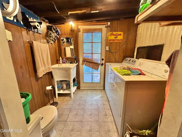 470 W 20th Street 6, Rosamond, CA 93560