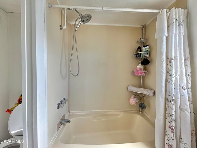 470 W 20th Street 6, Rosamond, CA 93560