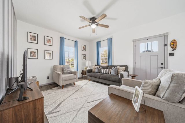 2300 Gurley Avenue, Waco, TX 76706