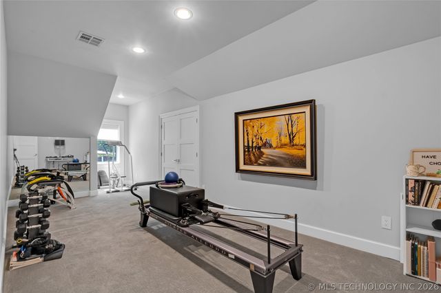 6830 E 109th Street, Tulsa, OK 74133