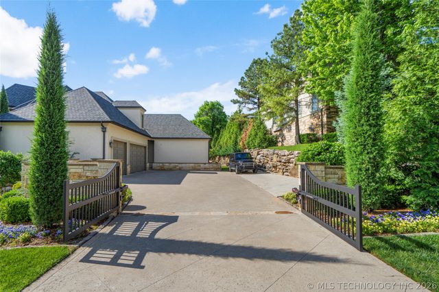 6830 E 109th Street, Tulsa, OK 74133