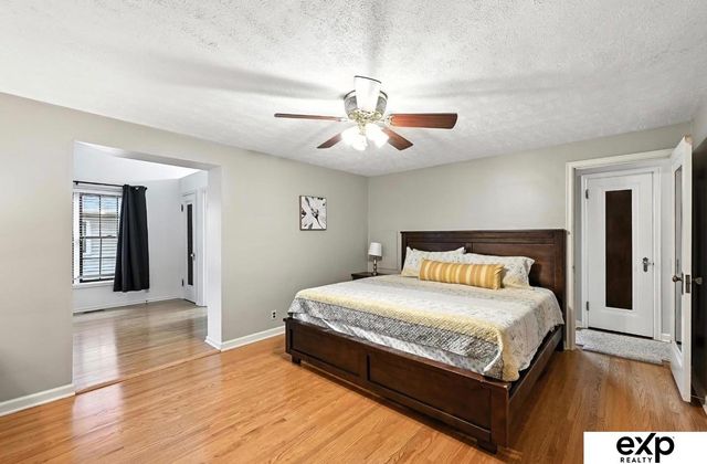 3862 California Street, Omaha, NE 68131