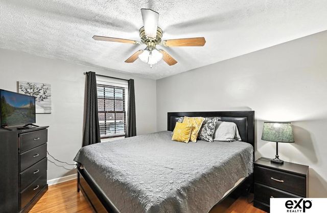 3862 California Street, Omaha, NE 68131