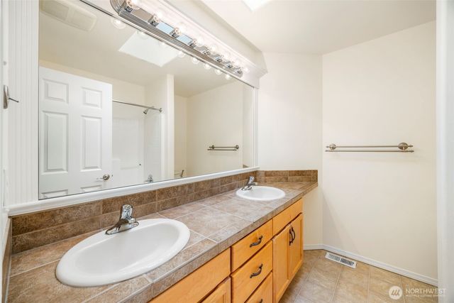 17729 11th Place W, Lynnwood, WA 98037