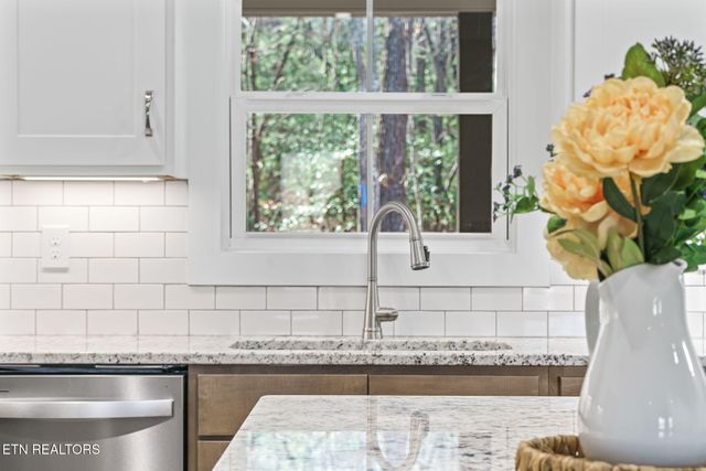 149 Dalefield Loop, Crossville, TN 38558