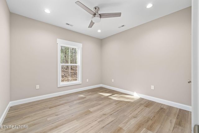 149 Dalefield Loop, Crossville, TN 38558