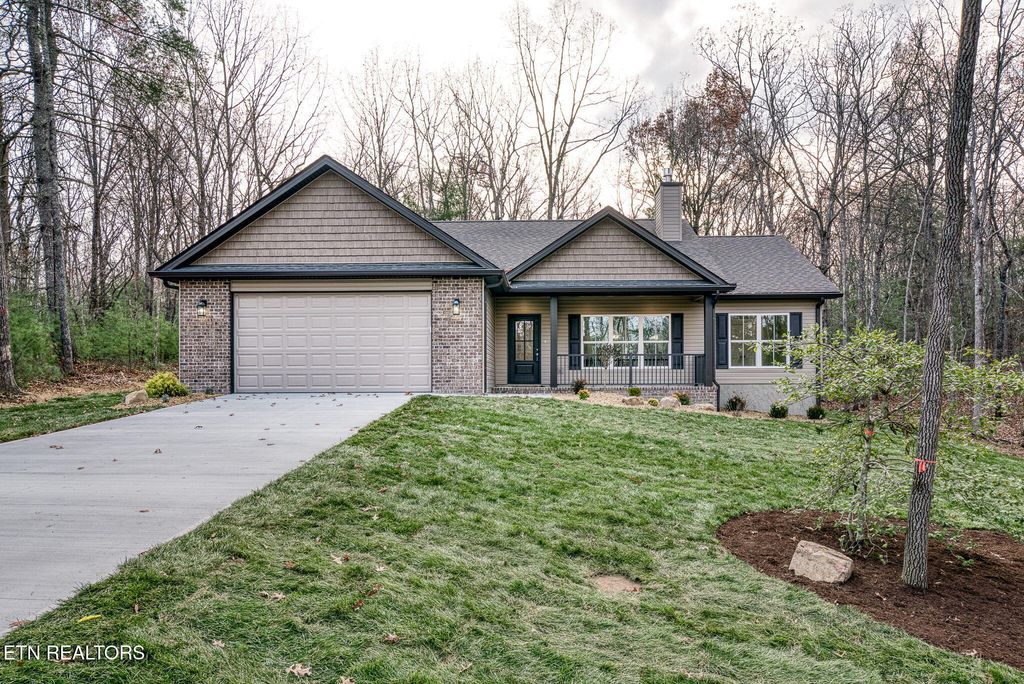 149 Dalefield Loop, Crossville, TN 38558