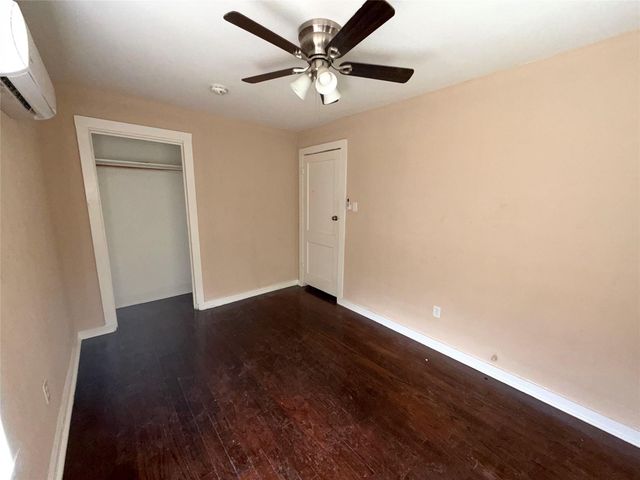 7018 Avenue F 3, Houston, TX 77011