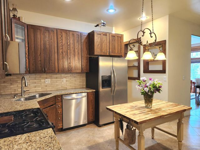 21 3rd Street E, Ada, MN 56510