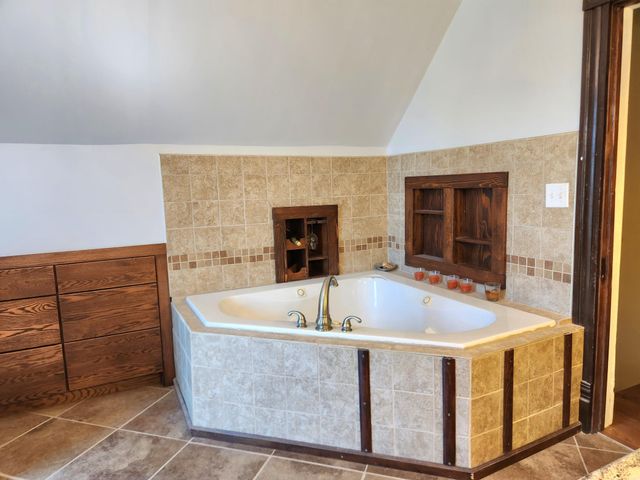 21 3rd Street E, Ada, MN 56510