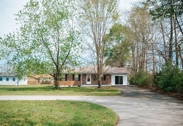 88 Howell Lane, Clay City, KY 40312
