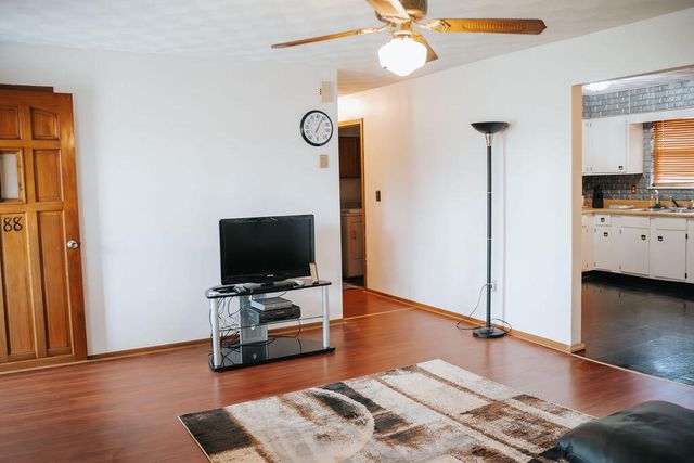 88 Howell Lane, Clay City, KY 40312