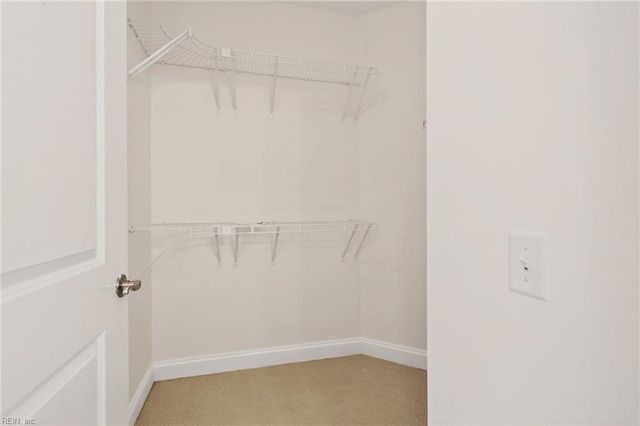 103 Stadium VW, Yorktown, VA 23690