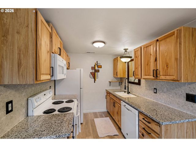 1519 TANEY St, Eugene, OR 97402