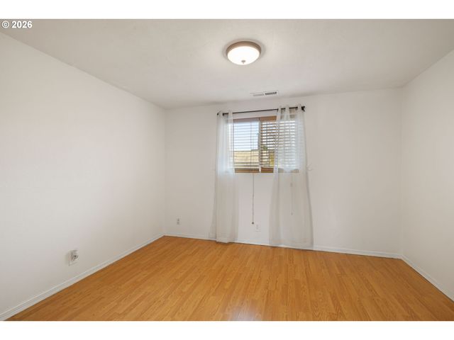 1519 TANEY St, Eugene, OR 97402