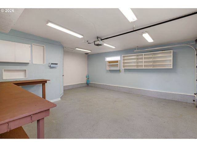 1519 TANEY St, Eugene, OR 97402