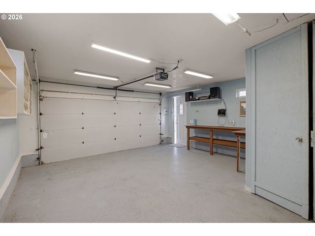 1519 TANEY St, Eugene, OR 97402