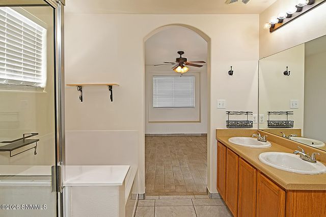 5779 E Mesa Avenue, Las Cruces, NM 88012