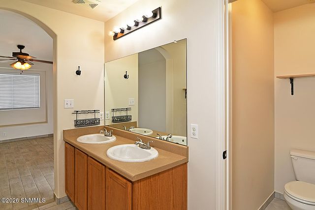 5779 E Mesa Avenue, Las Cruces, NM 88012