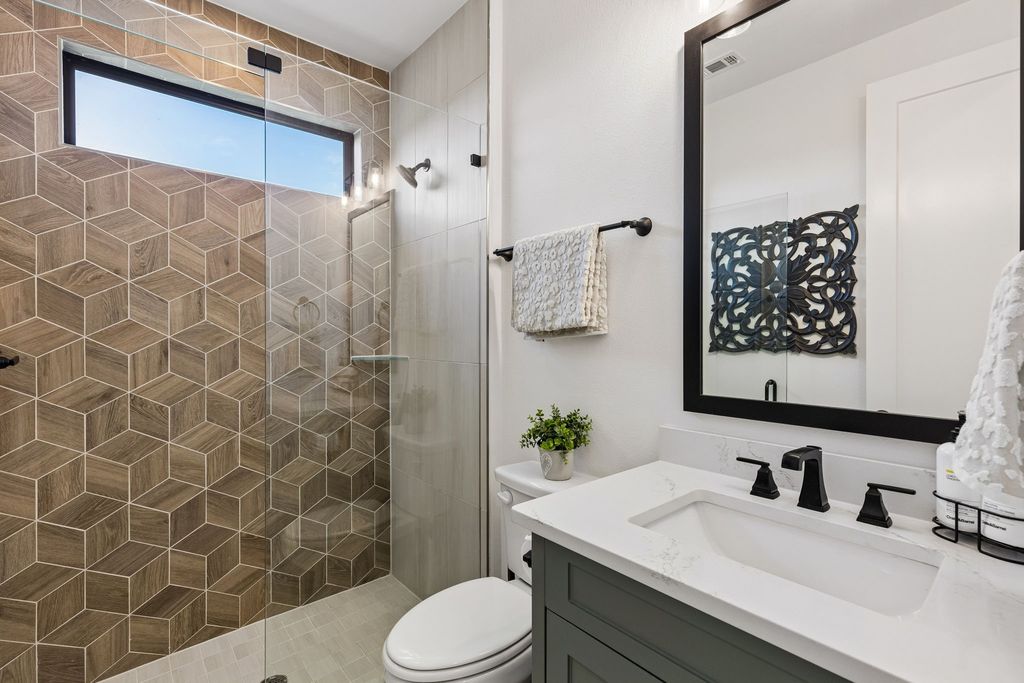 8617 Hawthorn Drive, The Colony, TX 75056 — photo 4