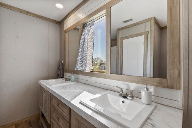 121 TWIN VIEW Lane, Princeton, TX 75407