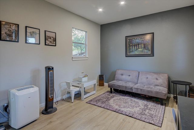 1103 Bluebonnet DR, Cedar Park, TX 78613