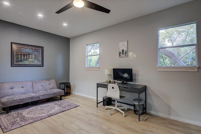 1103 Bluebonnet DR, Cedar Park, TX 78613