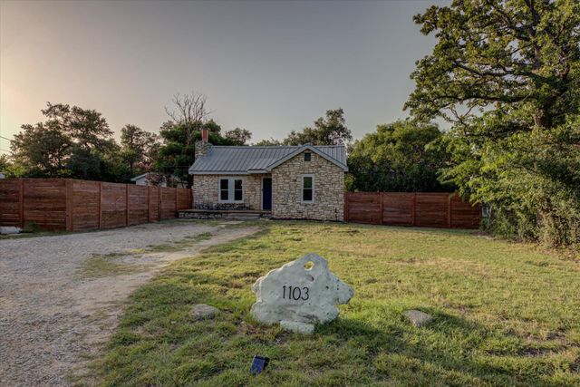 1103 Bluebonnet DR, Cedar Park, TX 78613