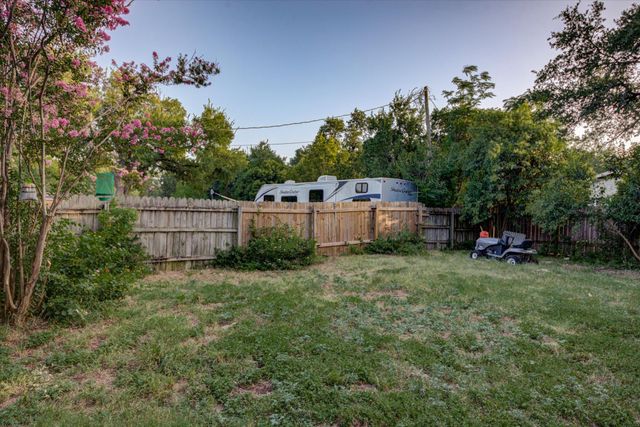 1103 Bluebonnet DR, Cedar Park, TX 78613