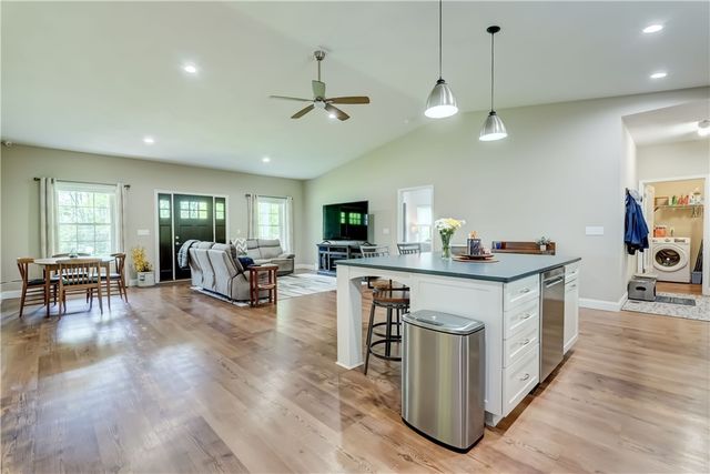 4338 State Route 90, Springport, NY 13160