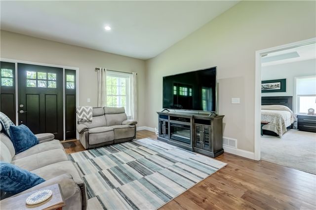 4338 State Route 90, Springport, NY 13160