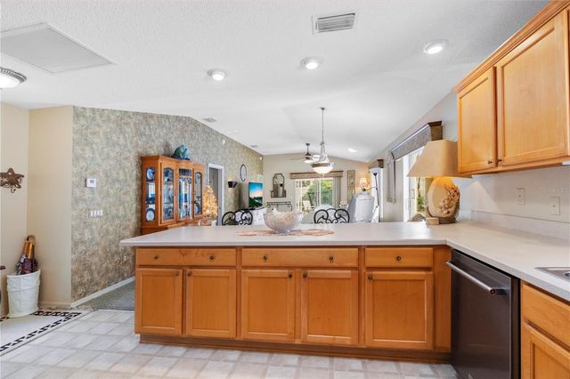 2852 LEICESTER TERRACE, The Villages, FL 32162