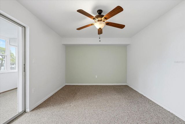 1001 77TH AVENUE N 307, St Petersburg, FL 33702