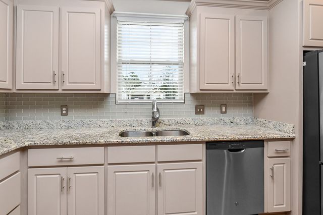 100 Sugarberry, Dothan, AL 36301