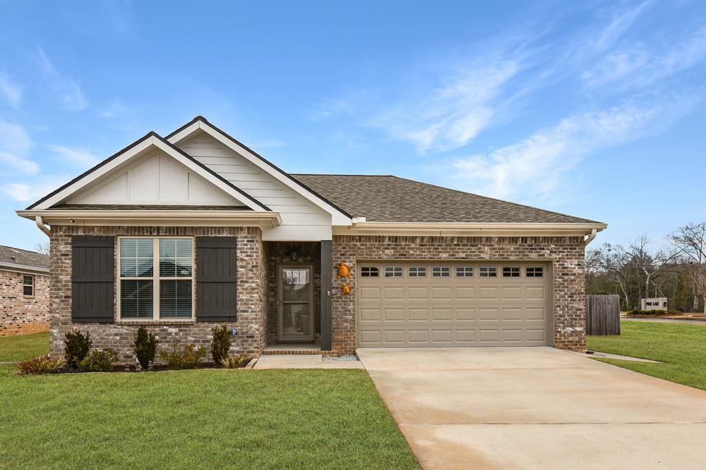 100 Sugarberry, Dothan, AL 36301