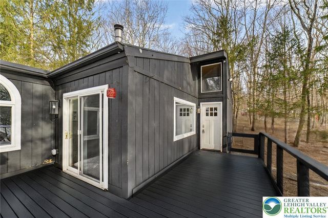 2329 Cramer Court, Lehman Twp, PA 18324