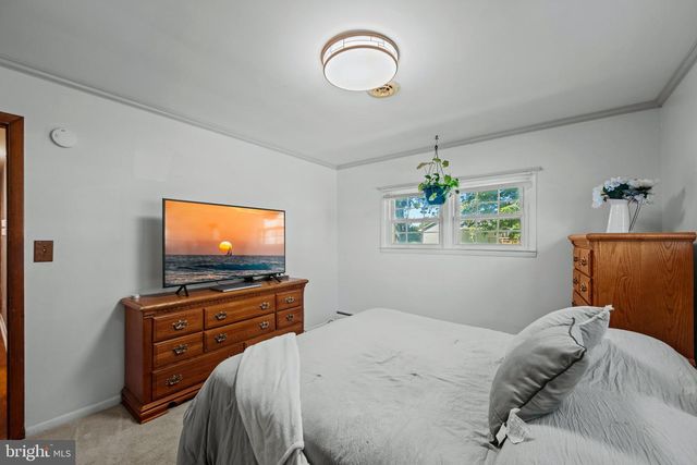 3220 SYKESVILLE RD, Westminster, MD 21157