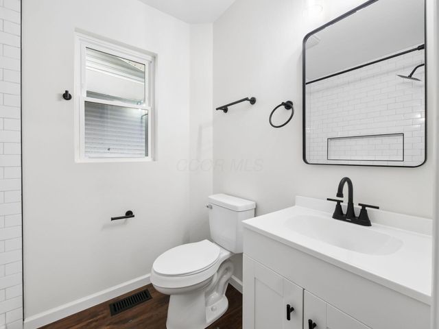 180 E Morrill Avenue, Columbus, OH 43207