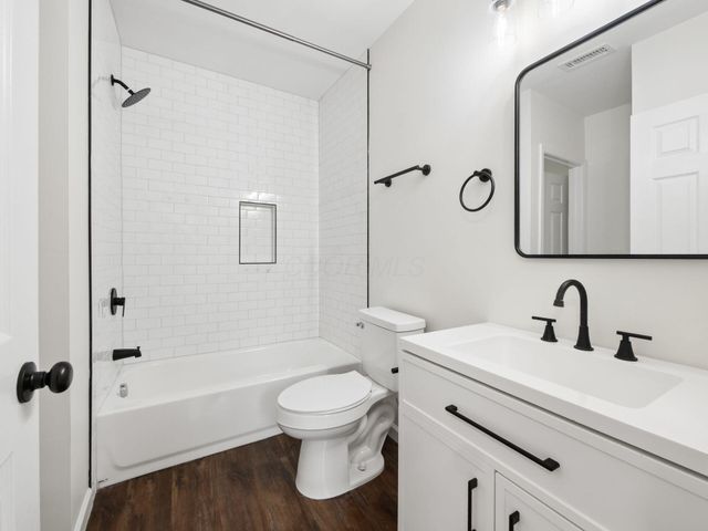 180 E Morrill Avenue, Columbus, OH 43207