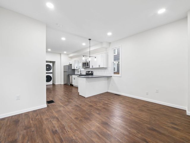 180 E Morrill Avenue, Columbus, OH 43207