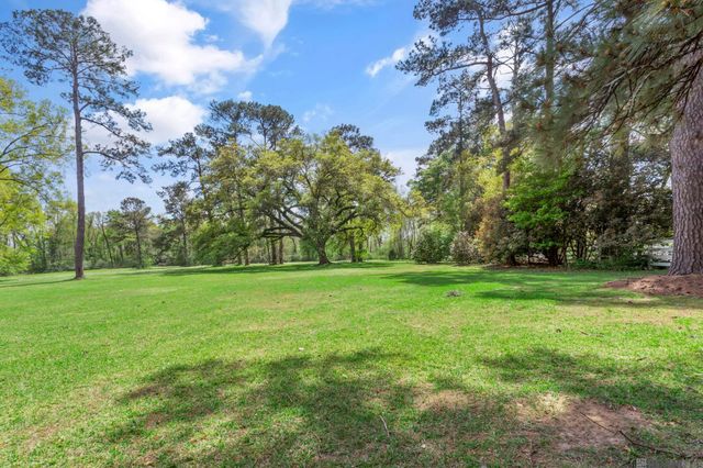 9765 Barringer Foreman Rd, Saint George, LA 70809