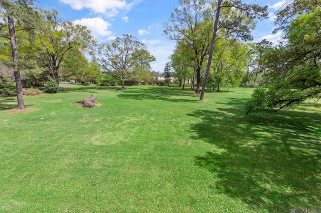 9765 Barringer Foreman Rd, Saint George, LA 70809