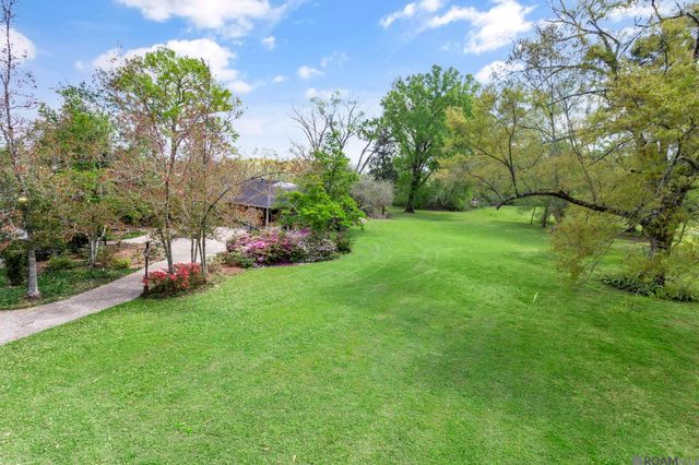 9765 Barringer Foreman Rd, Saint George, LA 70809