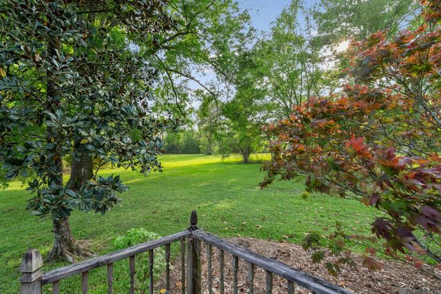 9765 Barringer Foreman Rd, Saint George, LA 70809