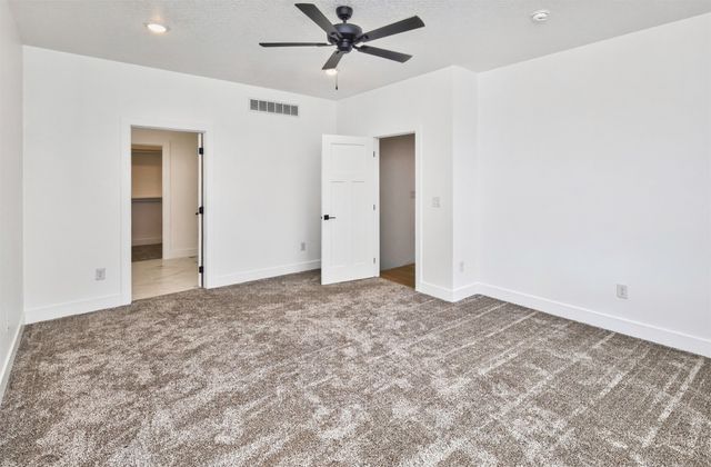 1092 SW Cattail Road, Grimes, IA 50111