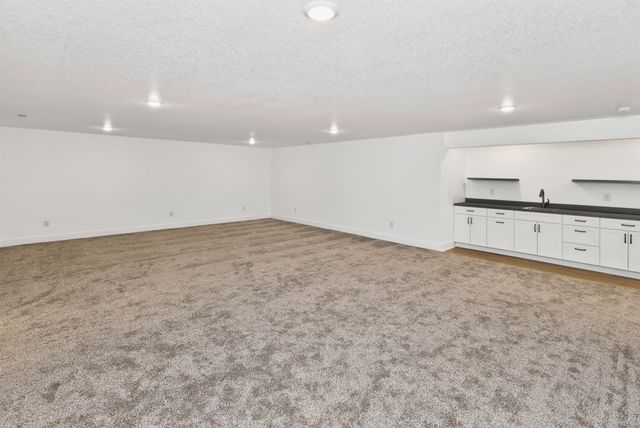 1092 SW Cattail Road, Grimes, IA 50111