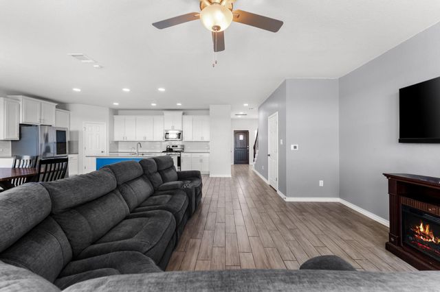 974 Pepperbark LOOP, Buda, TX 78610