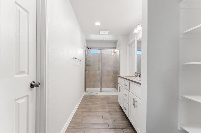 974 Pepperbark LOOP, Buda, TX 78610