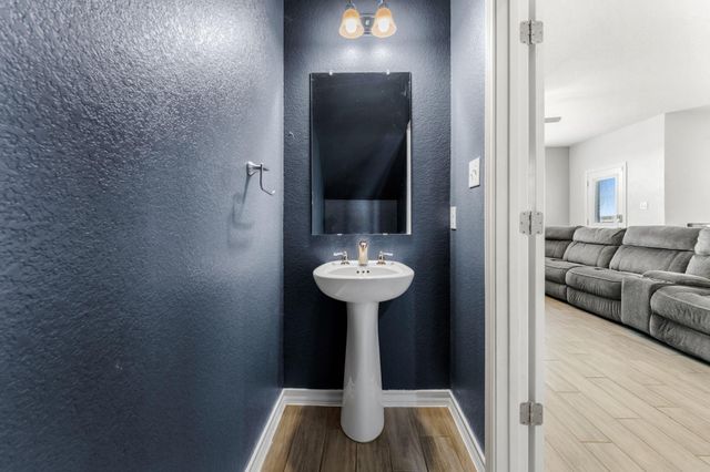 974 Pepperbark LOOP, Buda, TX 78610